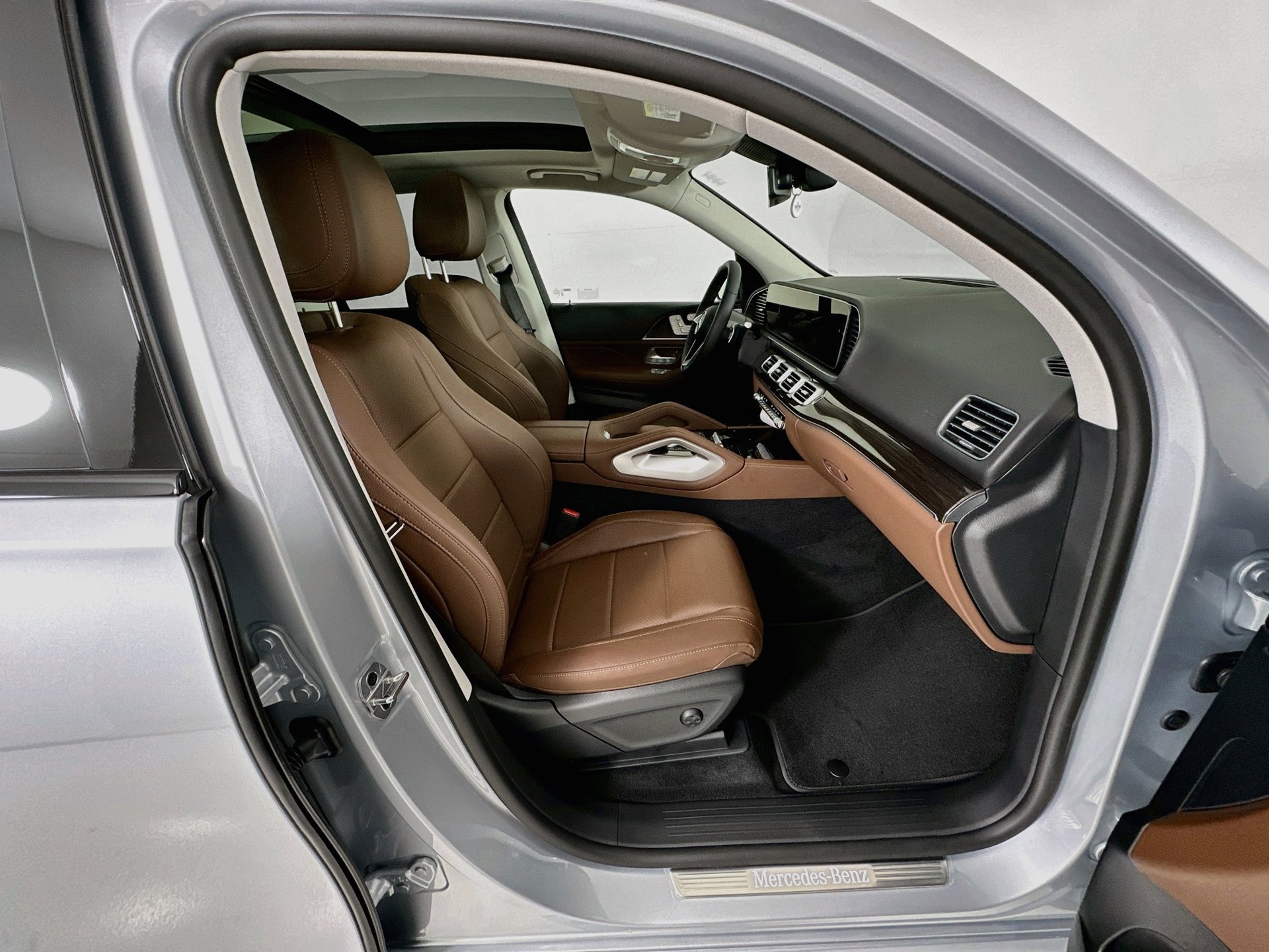 New 2026 Mercedes-Benz GLE 450 4MATIC image 32