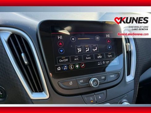 Used 2023 Chevrolet Malibu LT image 32