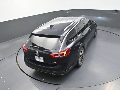 Used 2019 Buick Regal Preferred w/ Sights and Sounds Package AWD/4WD image 21