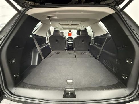 Used 2020 Chevrolet Traverse Premier w/ Redline Edition image 27