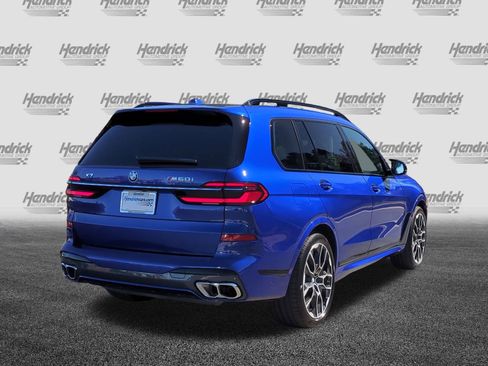 Used 2025 BMW X7 M60i image 10