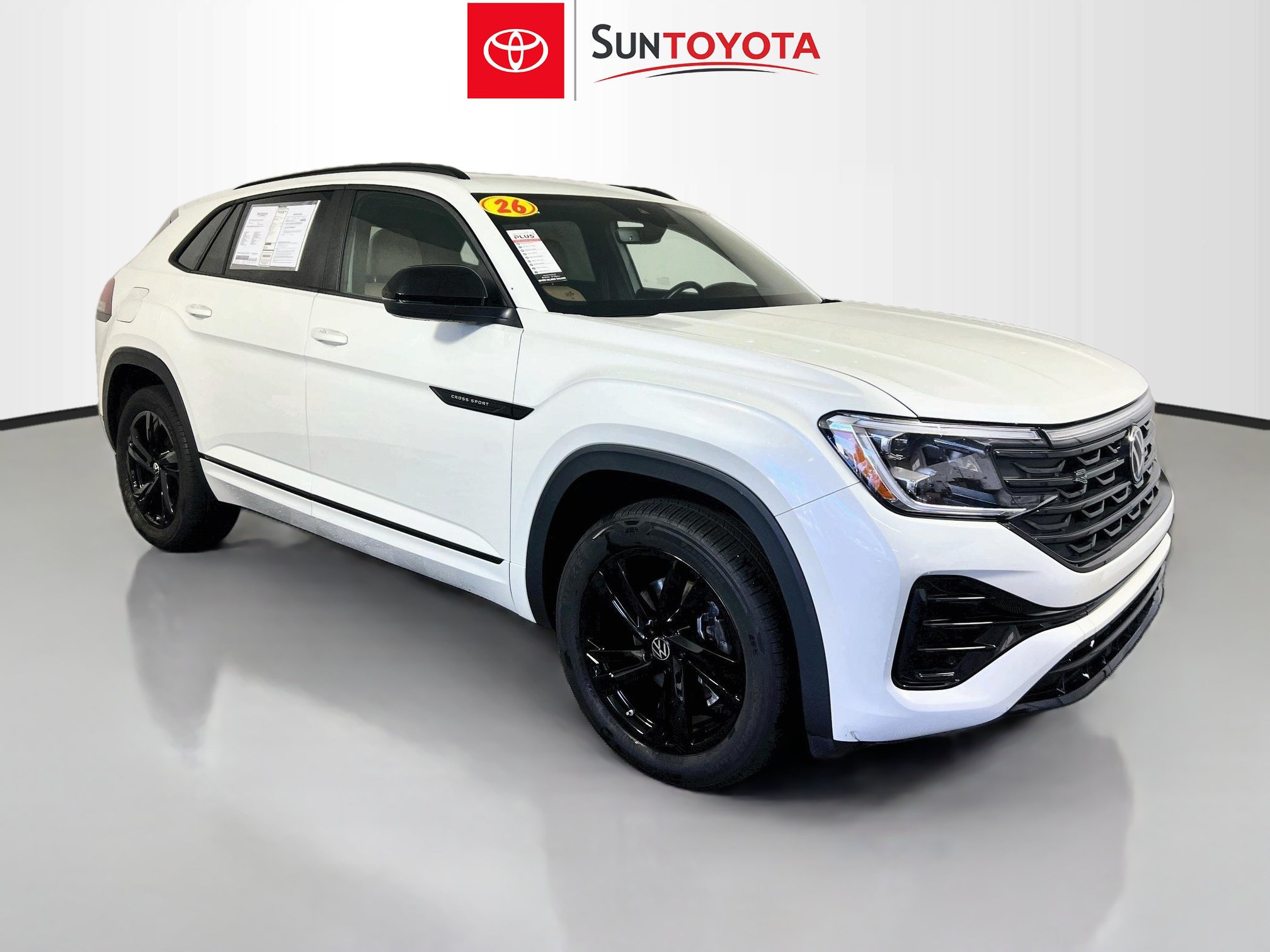 Used 2026 Volkswagen Atlas Cross Sport SEL R-Line AWD/4WD image 1