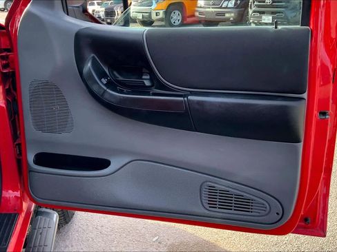 Used 2010 Ford Ranger XLT image 18