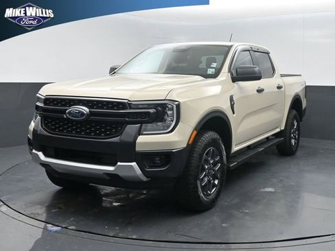 Used 2025 Ford Ranger XLT RWD image 3