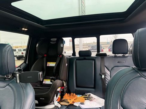 Used 2018 Ford F150 Limited w/ Trailer Tow Package image 13