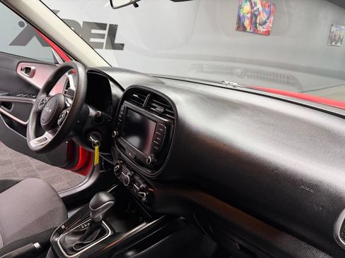Used 2022 Kia Soul LX w/ Technology Package FWD image 49