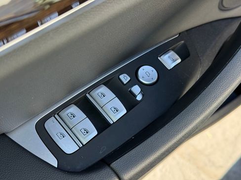 Used 2024 BMW X3 xDrive30i w/ Convenience Package image 10