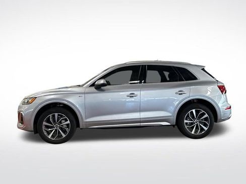 Used 2023 Audi Q5 2.0T Premium w/ Convenience Package image 8