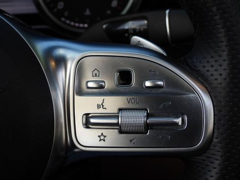 Used 2019 Mercedes-Benz E 450 Coupe image 96