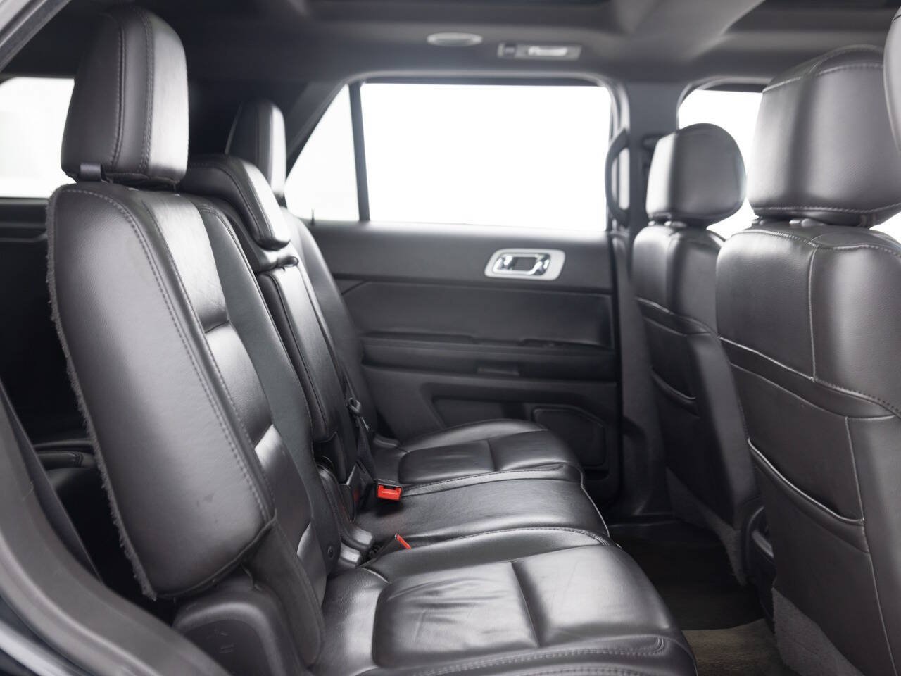 Used 2015 Ford Explorer Limited AWD/4WD image 29