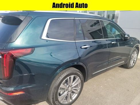 Used 2025 Cadillac XT6 Premium Luxury w/ Technology Package image 7