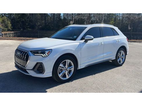 Used 2022 Audi Q3 2.0T Premium Plus image 5