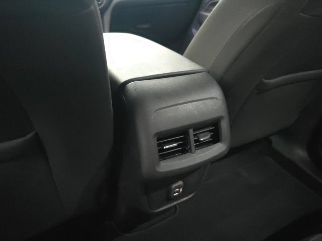 Used 2021 Chevrolet Equinox LT AWD/4WD image 12