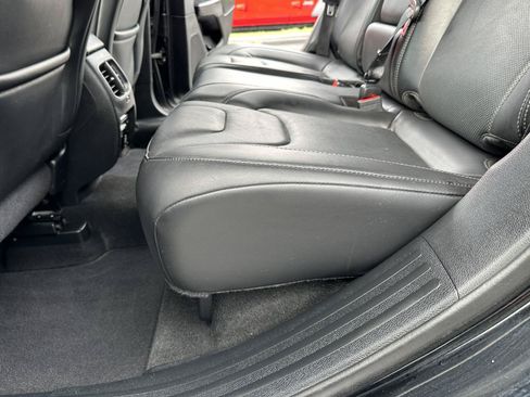 Used 2020 Jeep Cherokee Limited AWD/4WD image 30
