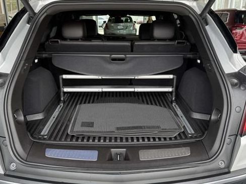 Used 2020 Cadillac XT5 Premium Luxury w/ LPO, Floor Liner Package AWD/4WD image 27