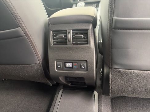 New 2025 Mitsubishi Outlander SEL Black Edition AWD/4WD image 16