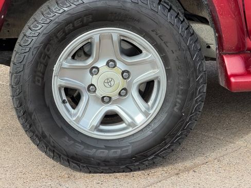 Used 2002 Toyota 4Runner SR5 image 35