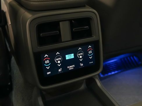 Certified 2023 Porsche Taycan Turbo S AWD/4WD image 20