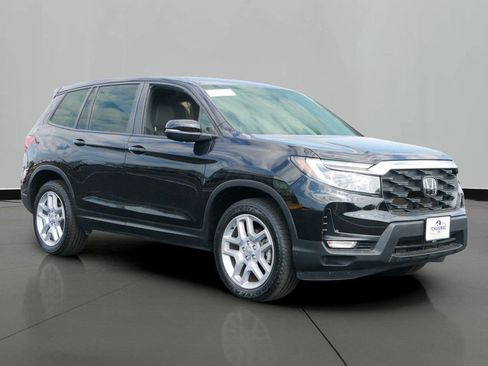 Used 2024 Honda Passport EX-L image 4