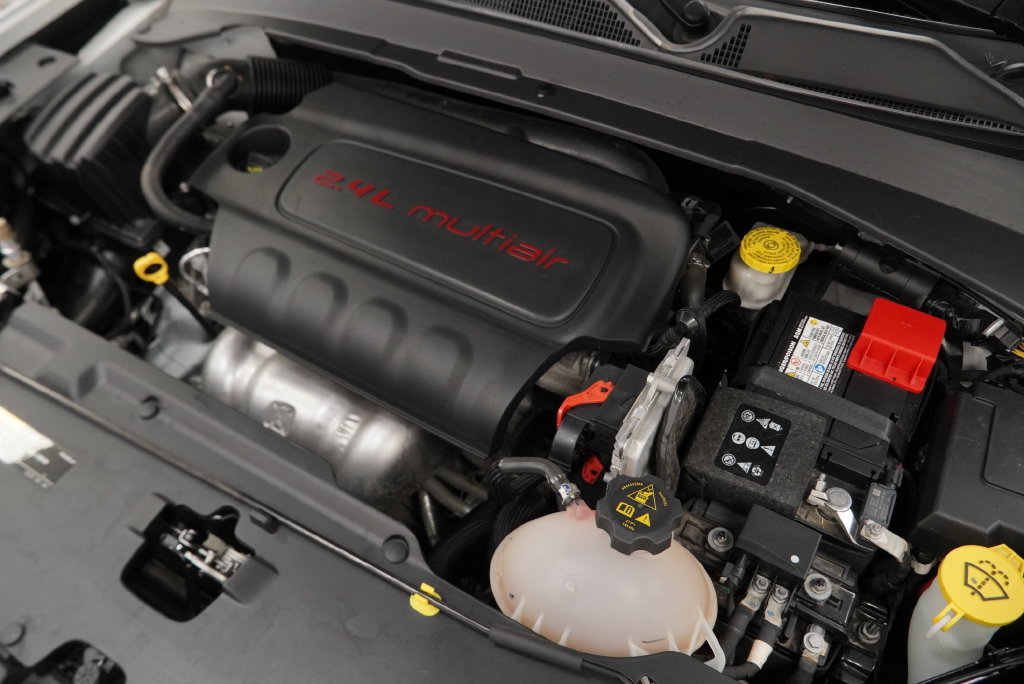 Used 2022 Jeep Compass Latitude FWD image 42