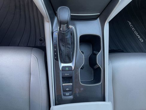 Used 2022 Honda Accord LX image 22