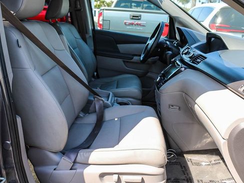 Used 2015 Honda Odyssey EX-L image 16