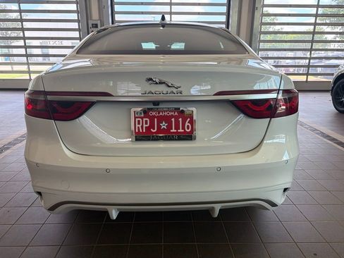 Used 2024 Jaguar XF R-Dynamic SE AWD/4WD image 4