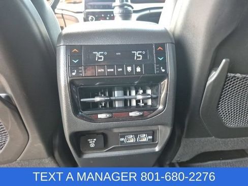 Used 2022 Jeep Grand Cherokee Summit w/ Adv Protech Group IV AWD/4WD image 21