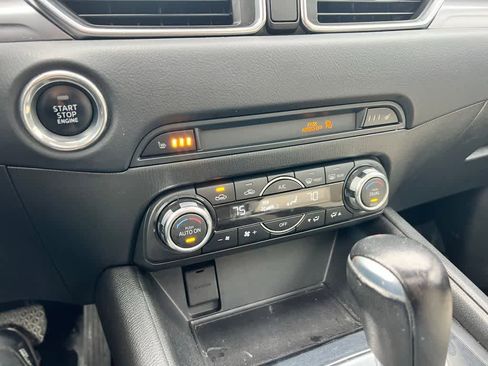 Used 2017 MAZDA CX-5 Touring w/ Preferred Equipment Package image 31