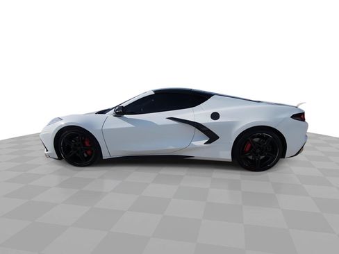 Used 2022 Chevrolet Corvette Stingray Preferred Cpe w/ Z51 Performance Package RWD image 6
