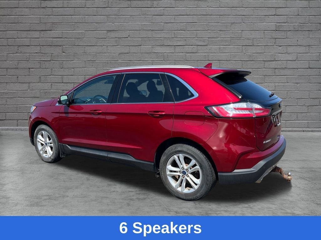 Used 2019 Ford Edge SEL w/ Cold Weather Package AWD/4WD image 3