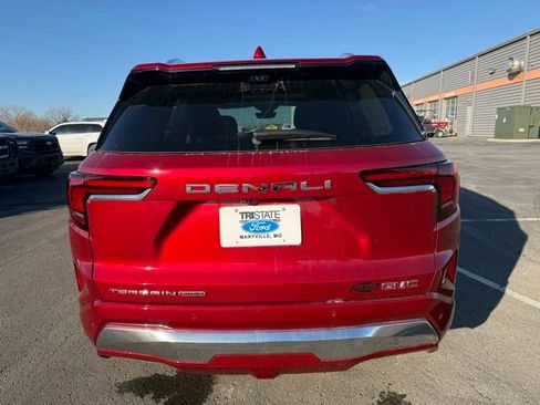 Used 2026 GMC Terrain Denali image 7