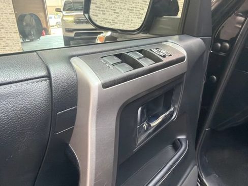 Used 2021 Toyota 4Runner SR5 Premium w/ Moonroof Package AWD/4WD image 23