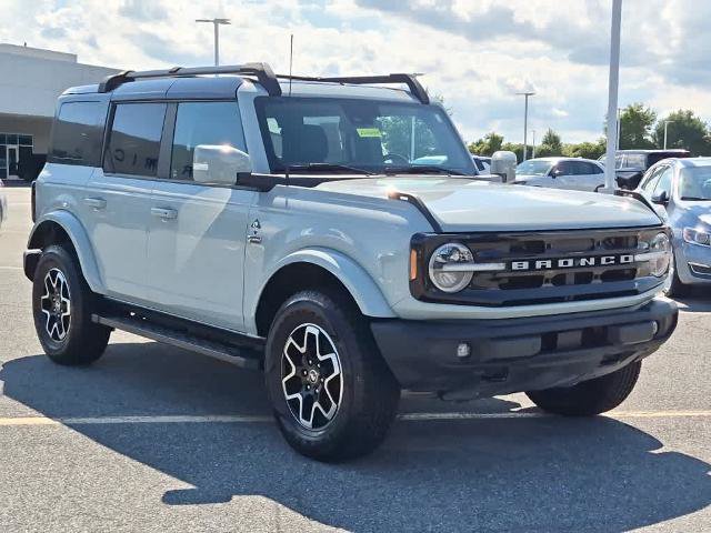Certified 2022 Ford Bronco Outer Banks AWD/4WD image 2