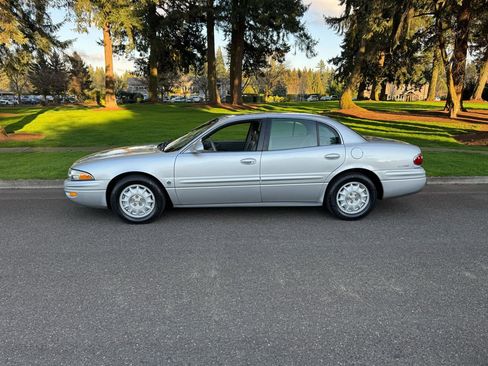 Used 2002 Buick Le Sabre Limited w/ Driver Confidence Pkg image 2