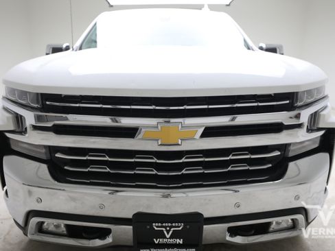 Used 2019 Chevrolet Silverado 1500 LTZ w/ LTZ Texas Edition RWD image 8