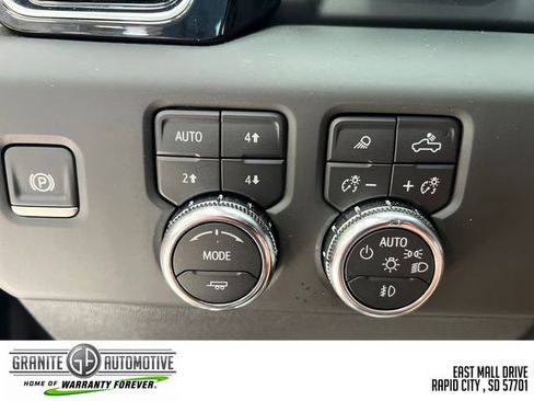 Used 2024 GMC Sierra 1500 Denali Ultimate AWD/4WD image 33