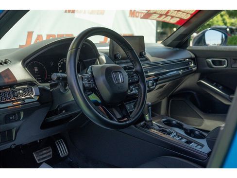 Used 2025 Honda Civic Sport image 28