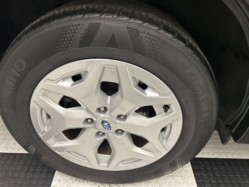 Used 2020 Subaru Forester w/ Alloy Wheel Package image 47