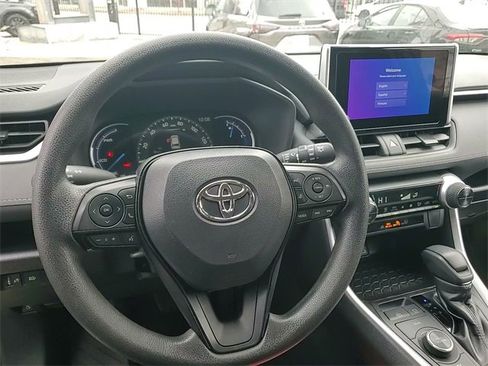 Certified 2025 Toyota RAV4 XLE image 21