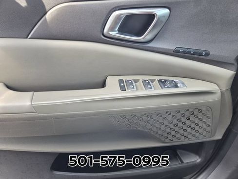 Used 2026 Kia Carnival EX FWD image 35