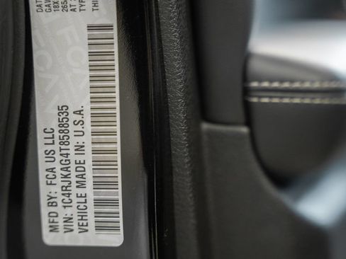 New 2026 Jeep Grand Cherokee L Laredo AWD/4WD image 38