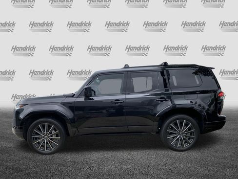 Used 2024 Lexus GX 550 w/ Accessory Package (2T) AWD/4WD image 7