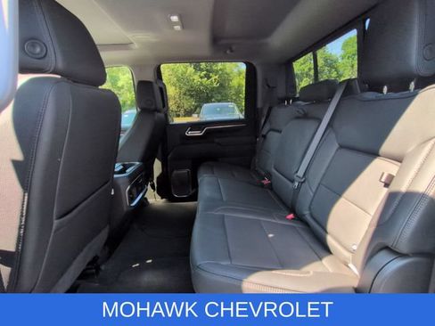 Used 2025 GMC Sierra 2500 Denali w/ Denali Reserve Package AWD/4WD image 10