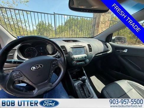 Used 2016 Kia Forte Koup EX w/ EX Premium Package FWD image 7