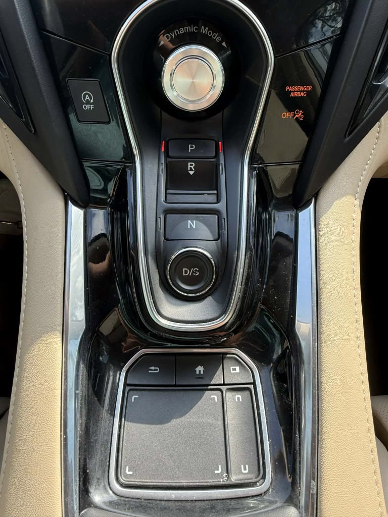 Used 2019 Acura RDX w/ Advance Package FWD image 24