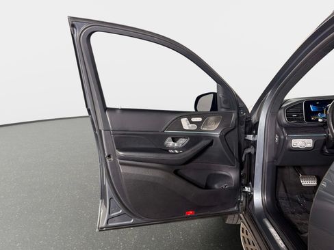 Used 2021 Mercedes-Benz GLS 63 AMG 4MATIC image 41