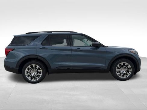 New 2026 Ford Explorer Active w/ Active Comfort Package AWD/4WD image 8