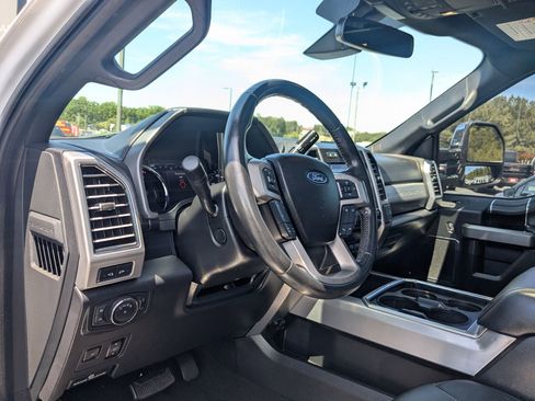 Used 2019 Ford F350 Platinum w/ Platinum Ultimate Package AWD/4WD image 13