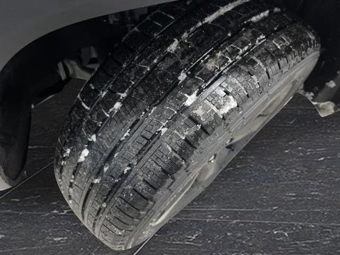 New 2025 Jeep Grand Cherokee Limited w/ Black Appearance Package image 38